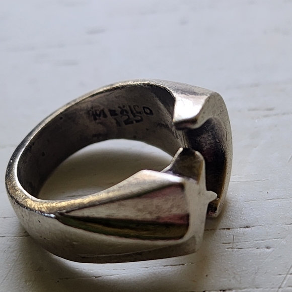 .925 SILVER RING - Picture 2 of 2
